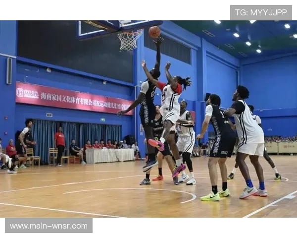 国际球员推动战术多样化 不同篮球文化融合丰富进攻体系